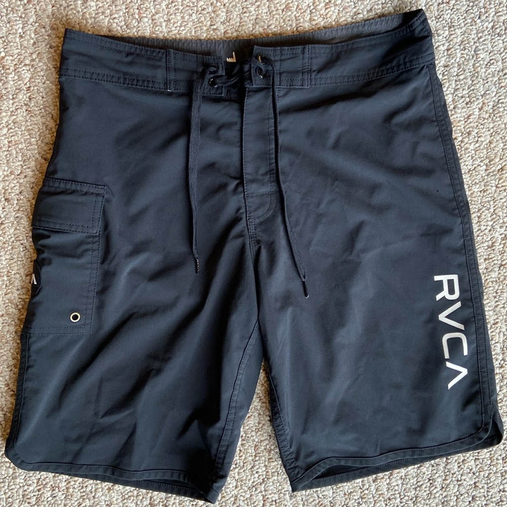 Black men’s RVCA board shorts